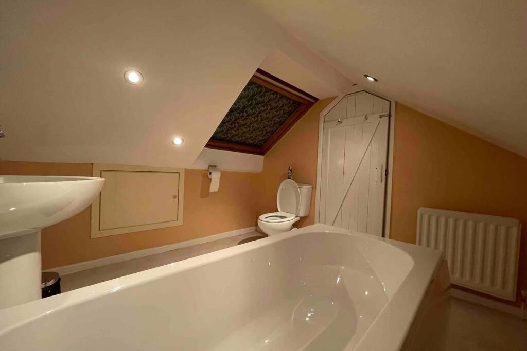 HednesfordDetached Bungalow II Big Garden II Pet Friendly别墅 外观 照片