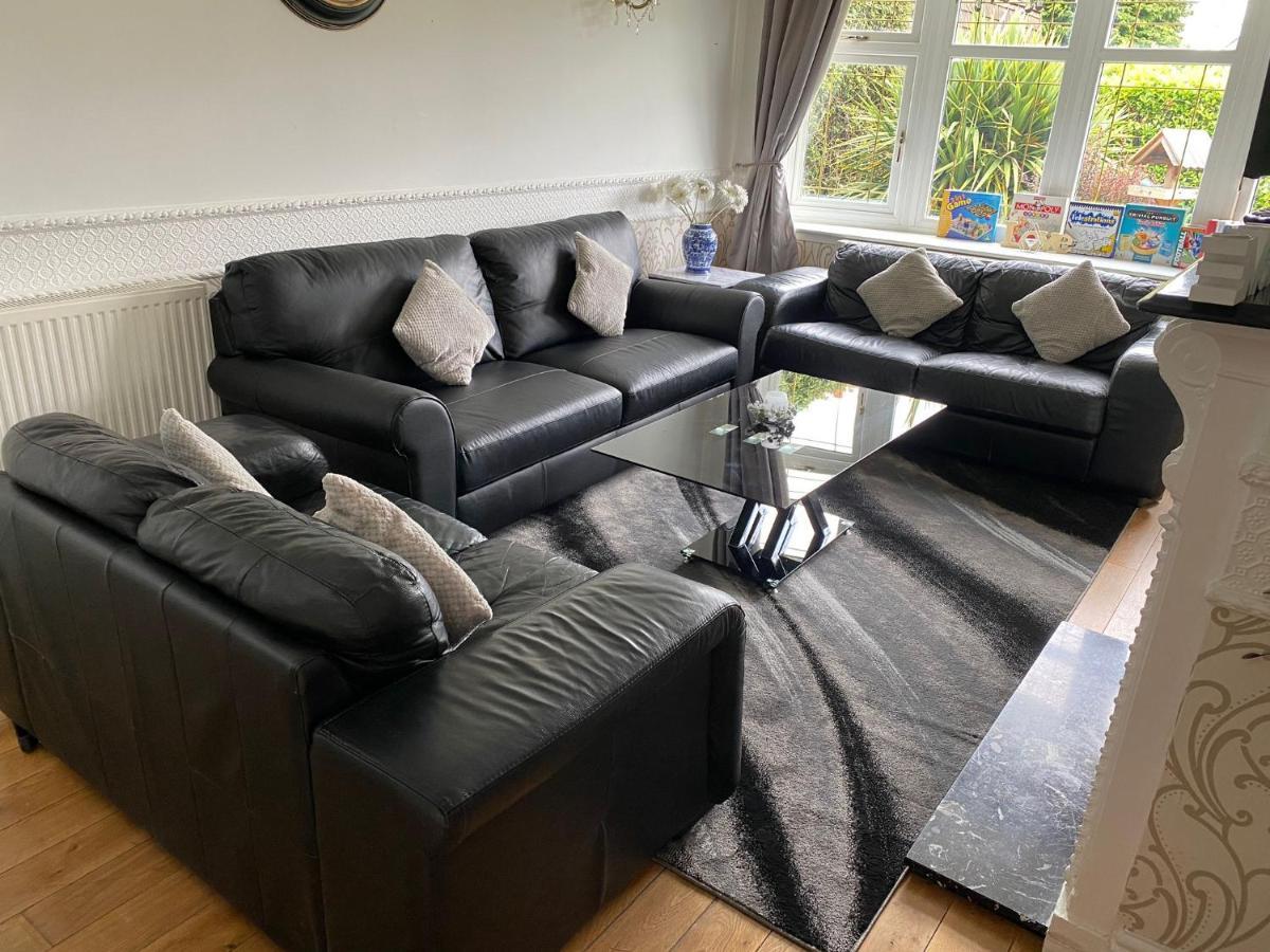 HednesfordDetached Bungalow II Big Garden II Pet Friendly别墅 外观 照片