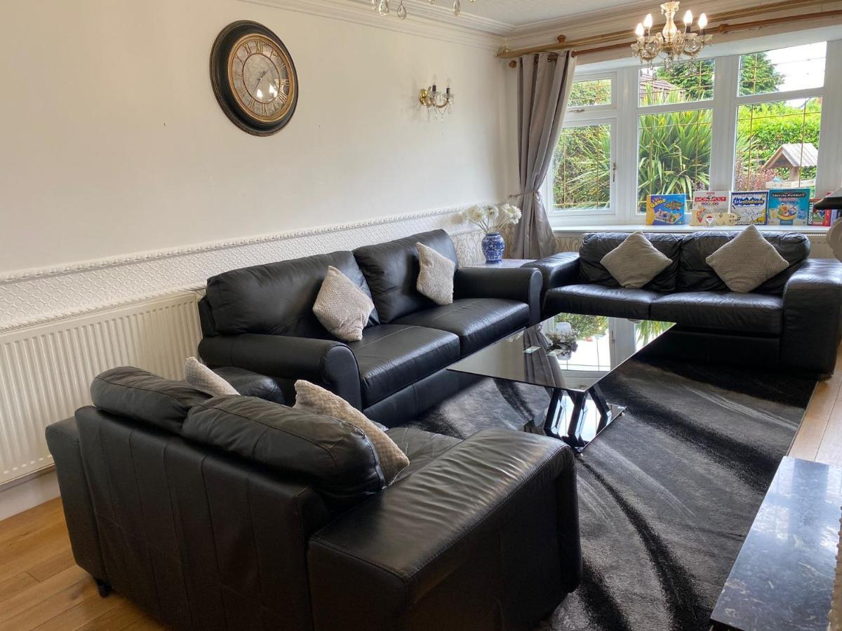 HednesfordDetached Bungalow II Big Garden II Pet Friendly别墅 外观 照片